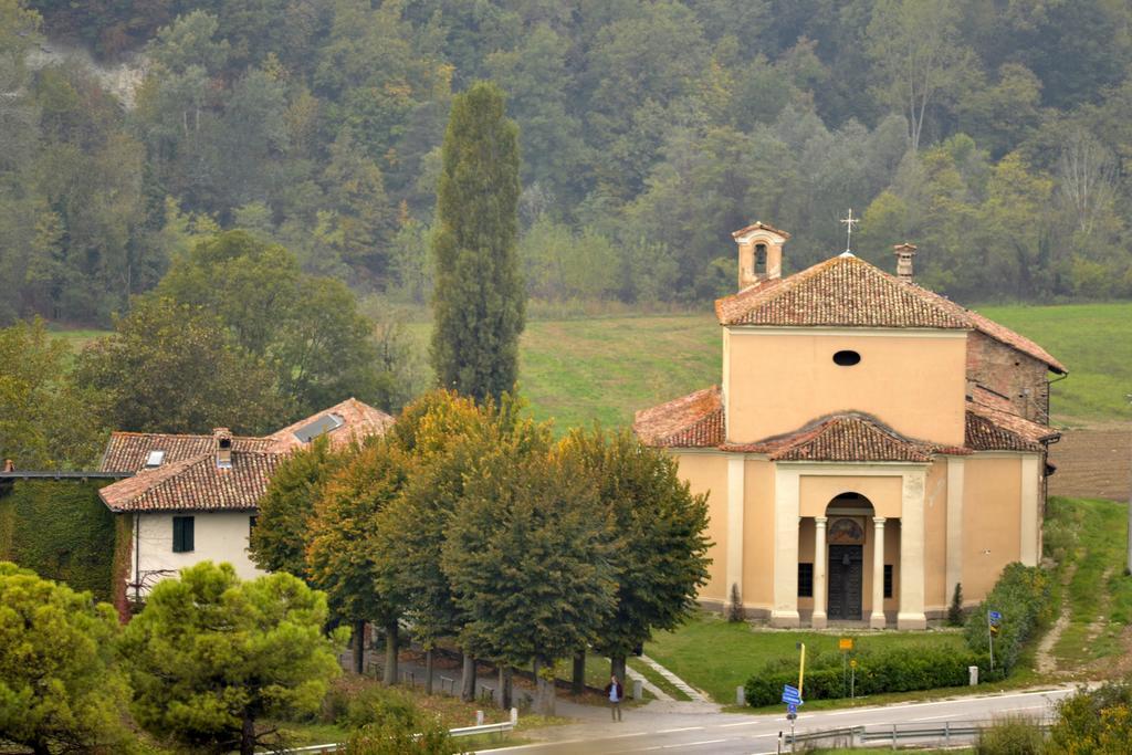 Agriturismo La Pieve Dogliani Exterior photo